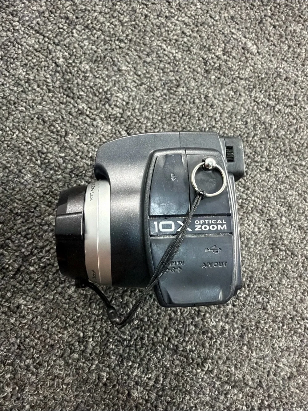 Kodak Black Digital Camera with Carrying Case and Accessories